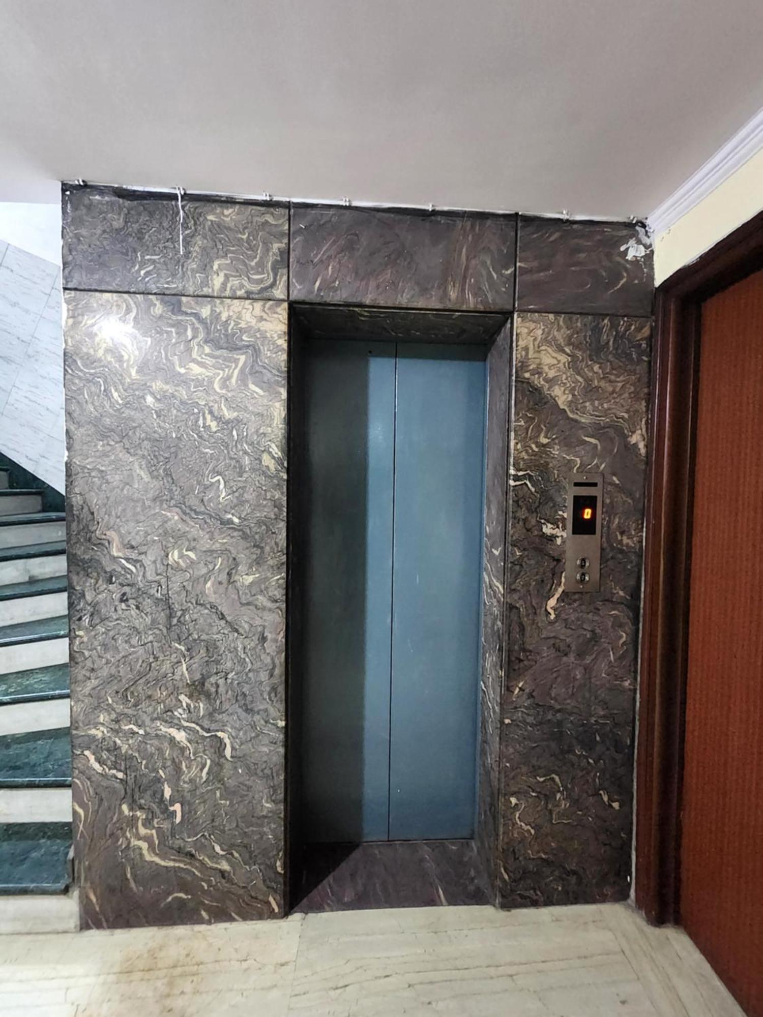 Hotel Mid Town Дели Экстерьер фото